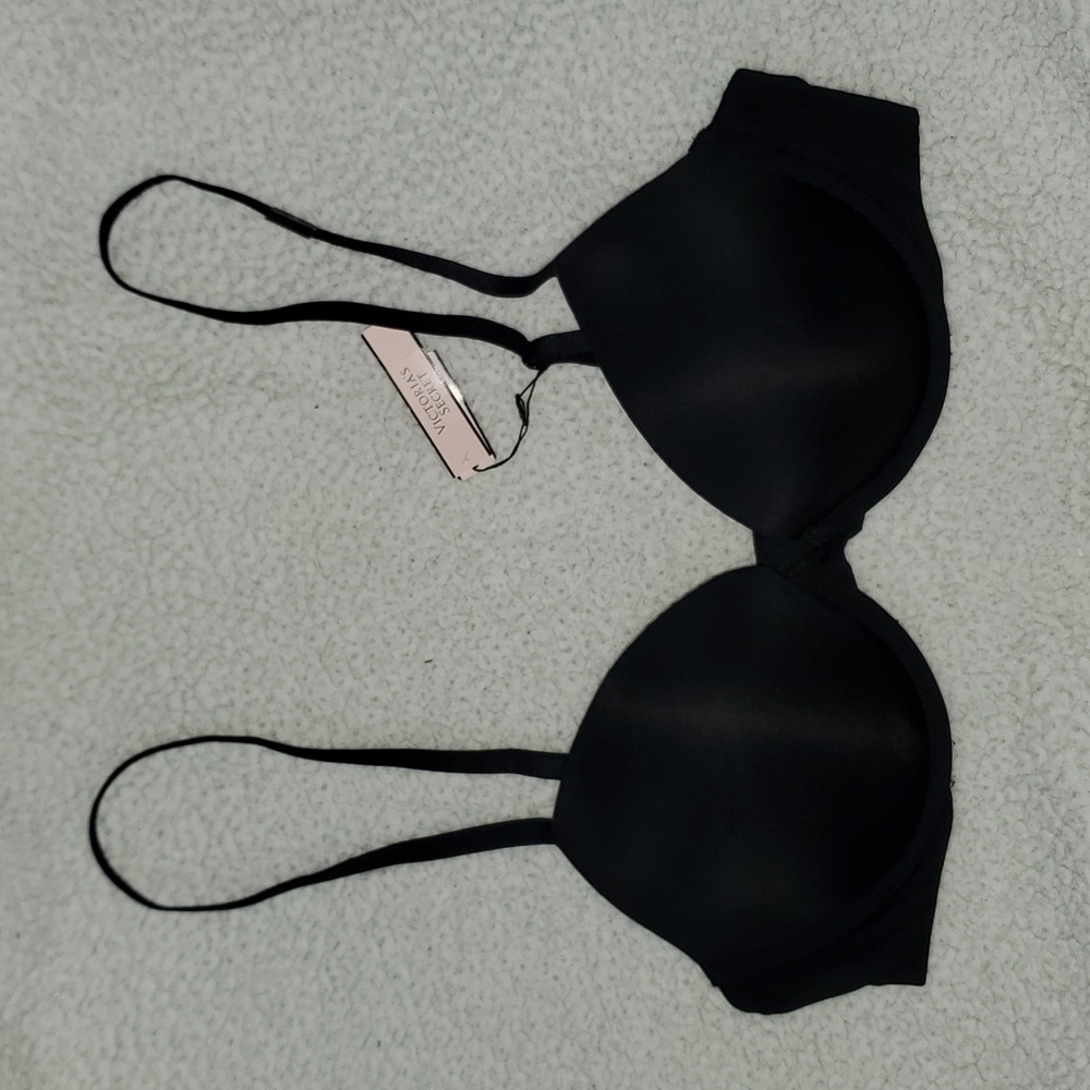 Victoria's Secret Convertible Bra (Black)